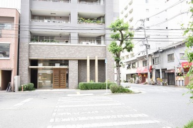 角地に位置する外観 DSC_0046